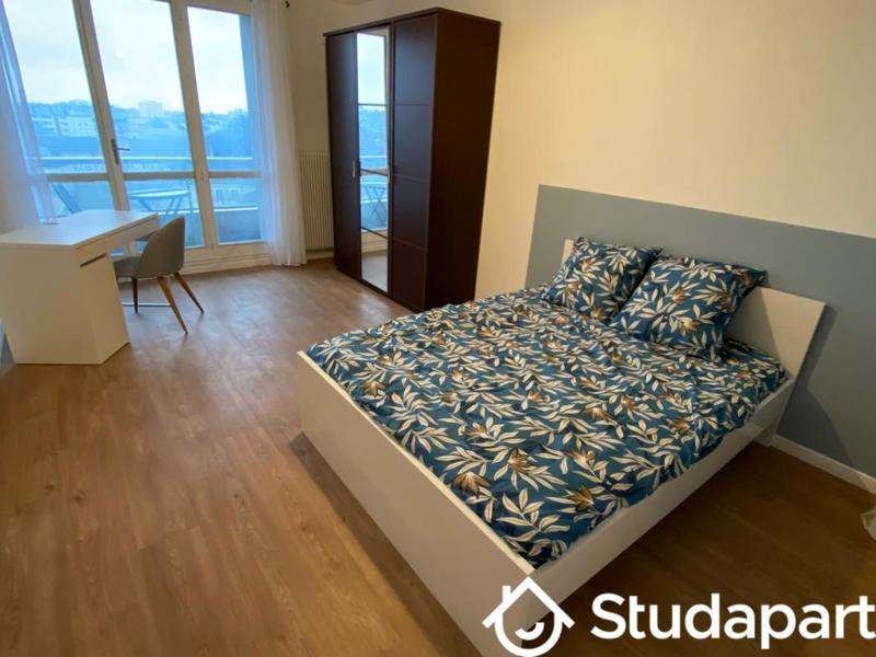 Chambre - 17 m² - 1 pièce