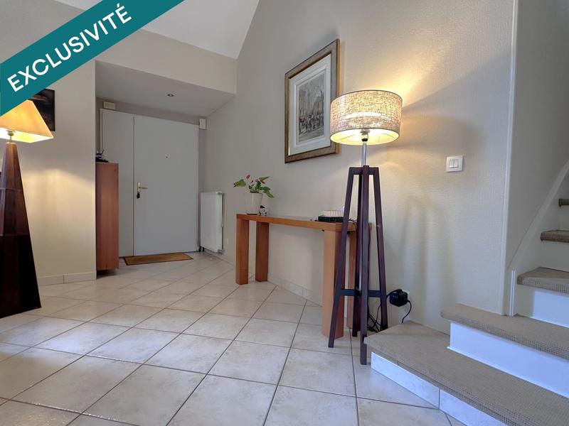 Maison - 178 m² - 8 pièces