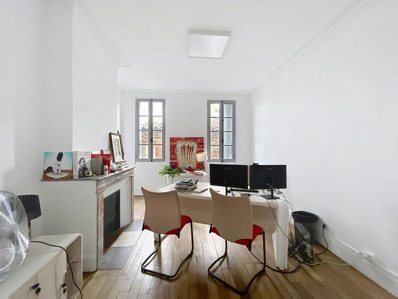 Bureau - 166 m²