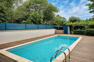 Maison - 260 m² - 7 pièces