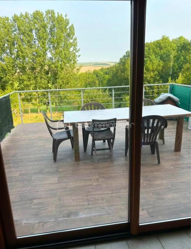 Propriété - 172 m² - 6 pièces