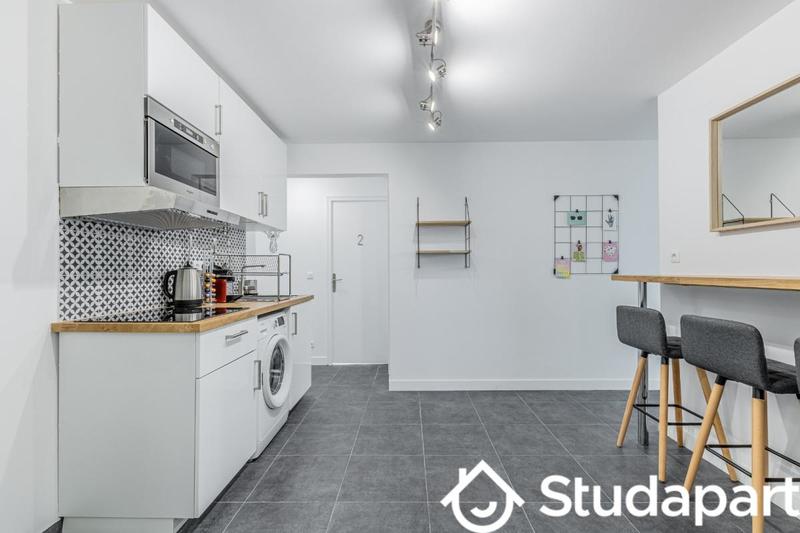 Chambre - 10 m² - 1 pièce