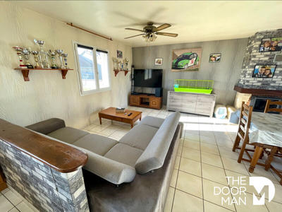 Maison - 93 m² - 4 pièces