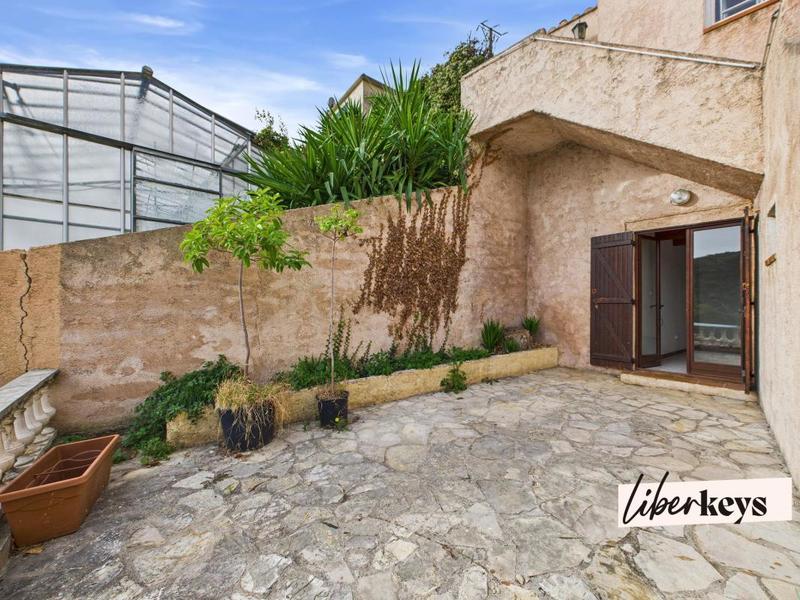 Studio - 42 m² - 1 pièce