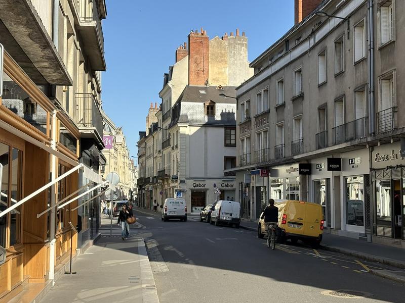 Fonds de commerce - Local d'activité / Entrepôt