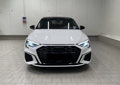 Audi A3 sportback 45 TFSIe s-Line 204 Hybride Rechargeable / Toit Ouvrant Coffre Elec Regulateur de Distance Apple Carplay Android Auto