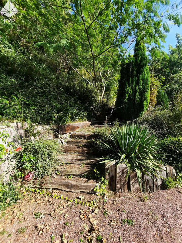 Maison - 121 m² - 4 pièces