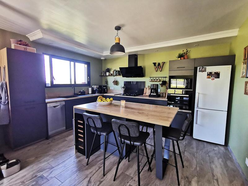 Maison - 94 m² - 3 pièces