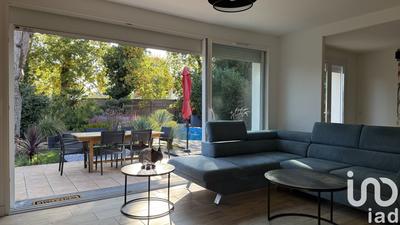 Maison - 152 m² - 6 pièces