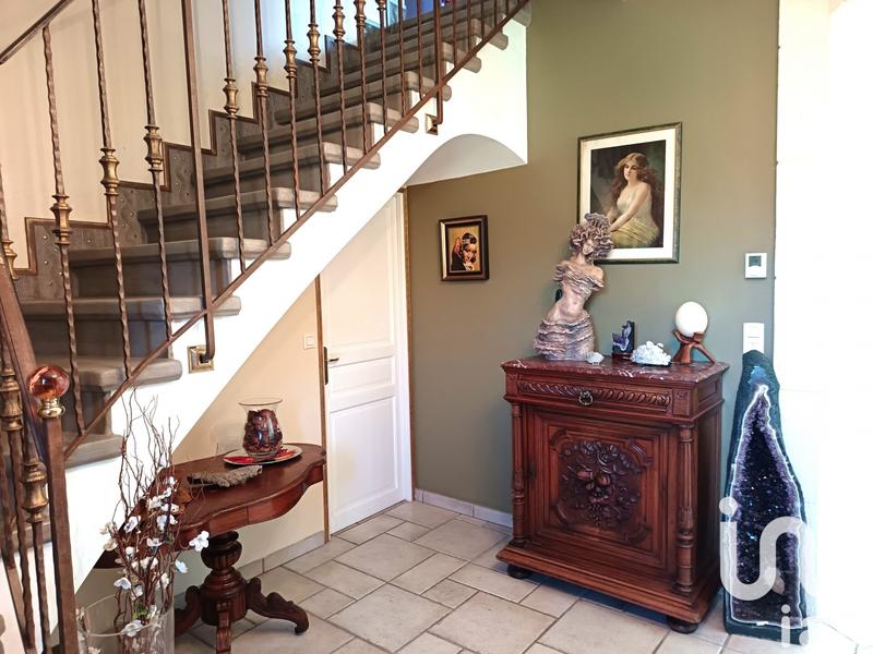 Maison - 257 m² - 8 pièces