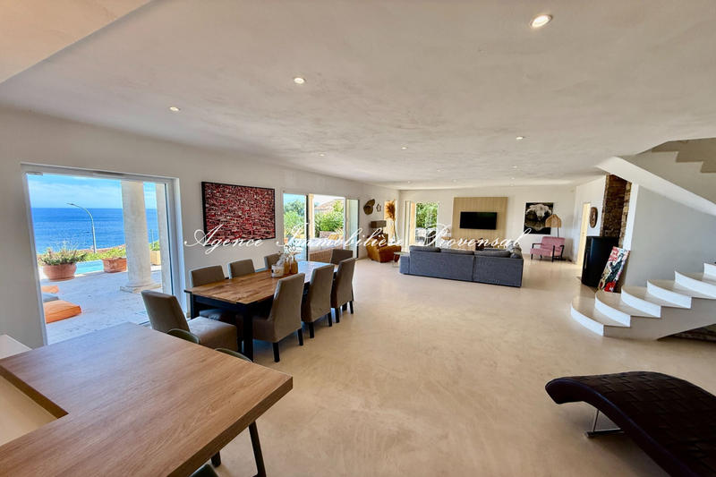 Villa - 200 m² - 5 pièces