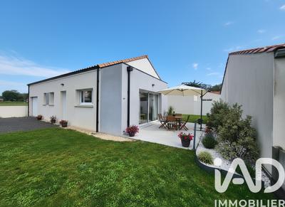 Maison - 88 m² - 4 pièces