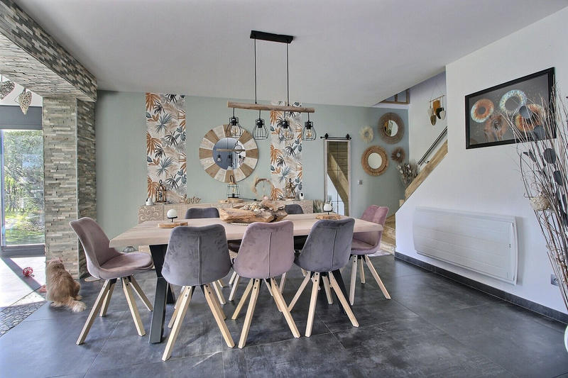 Maison - 155 m² - 7 pièces