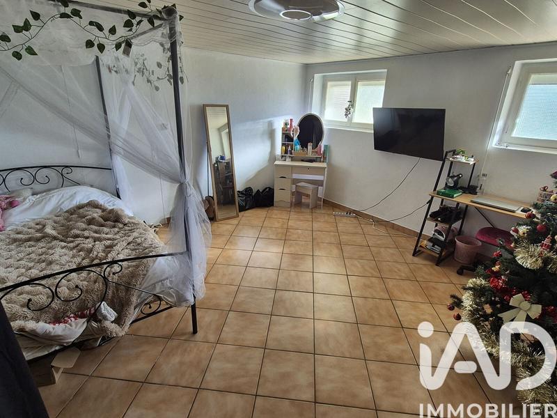 Maison - 125 m² - 5 pièces