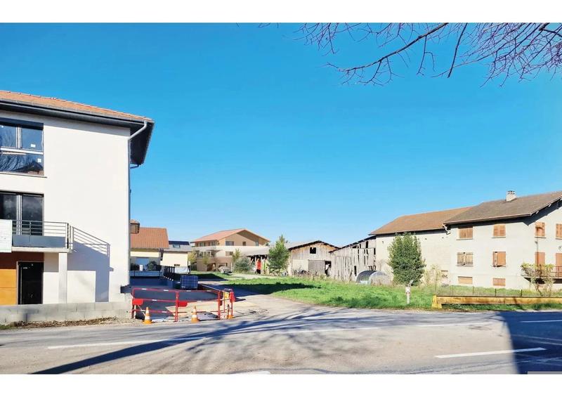 Appartement - 99 m² - 4 pièces