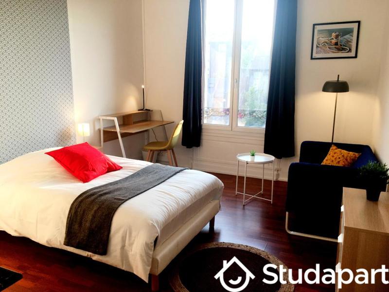 Chambre - 15 m² - 1 pièce