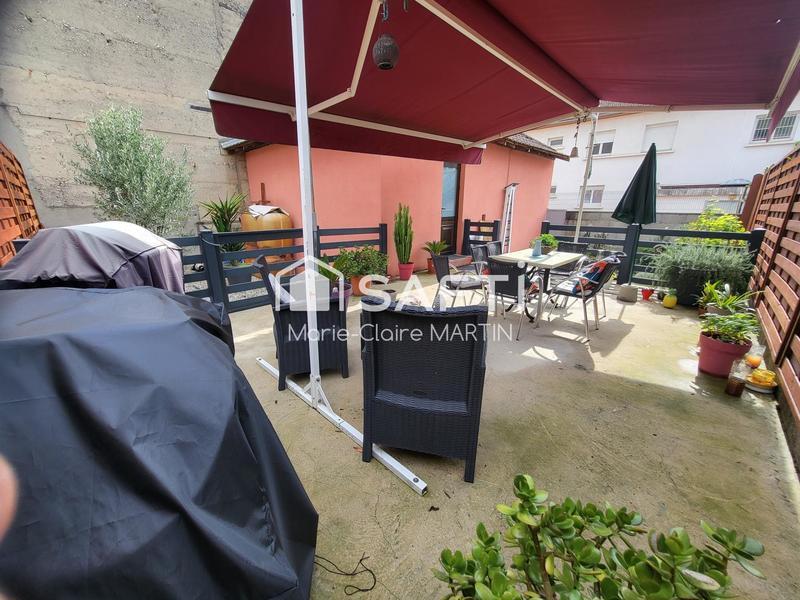 Local commercial - 190 m² - 8 pièces