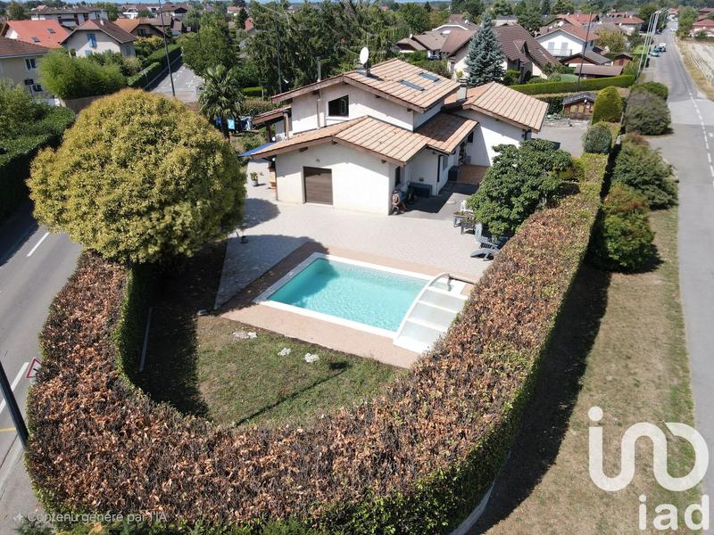 Maison - 192 m² - 6 pièces