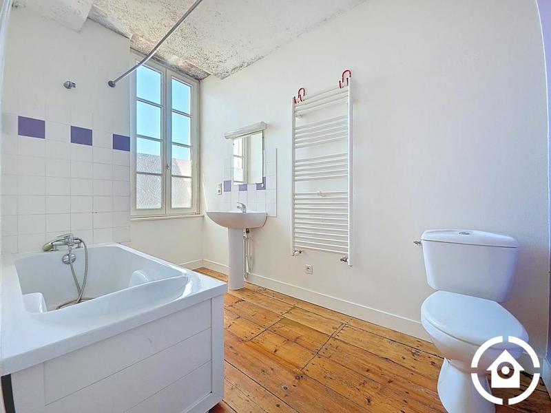 Maison - 167 m² - 6 pièces