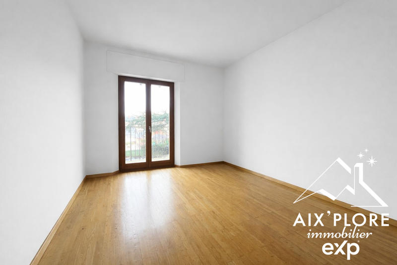 Appartement - 81 m² - 3 pièces