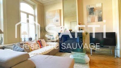 Maison - 160 m² - 5 pièces