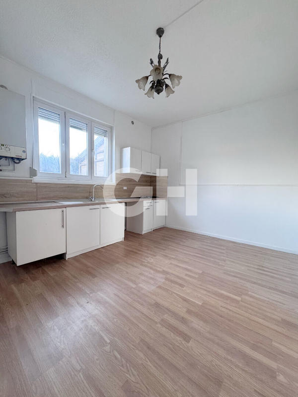 Maison - 81 m² - 5 pièces