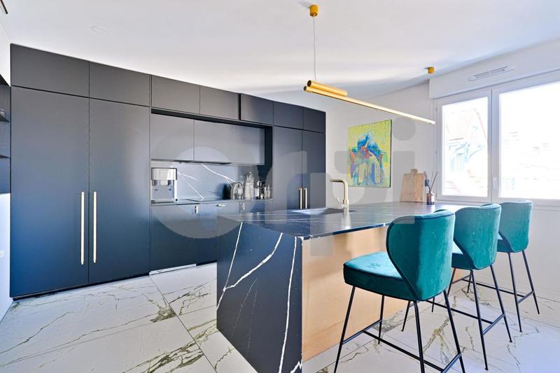 Duplex - 103 m² - 4 pièces