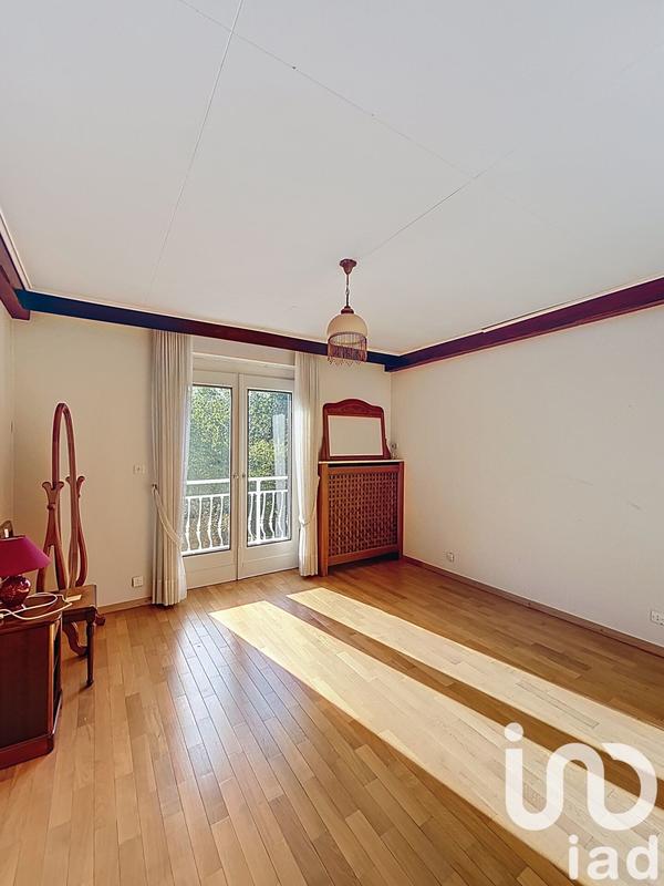 Maison - 173 m² - 8 pièces