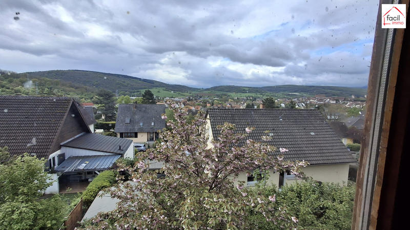 Maison - 250 m² - 9 pièces