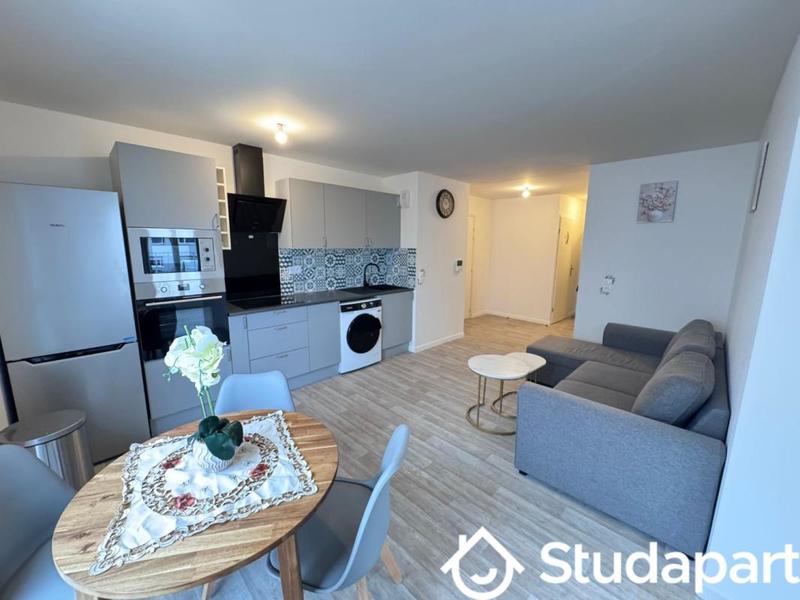 Chambre - 10 m² - 1 pièce