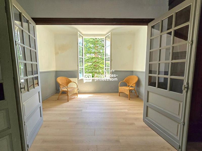 Maison - 347 m² - 7 pièces