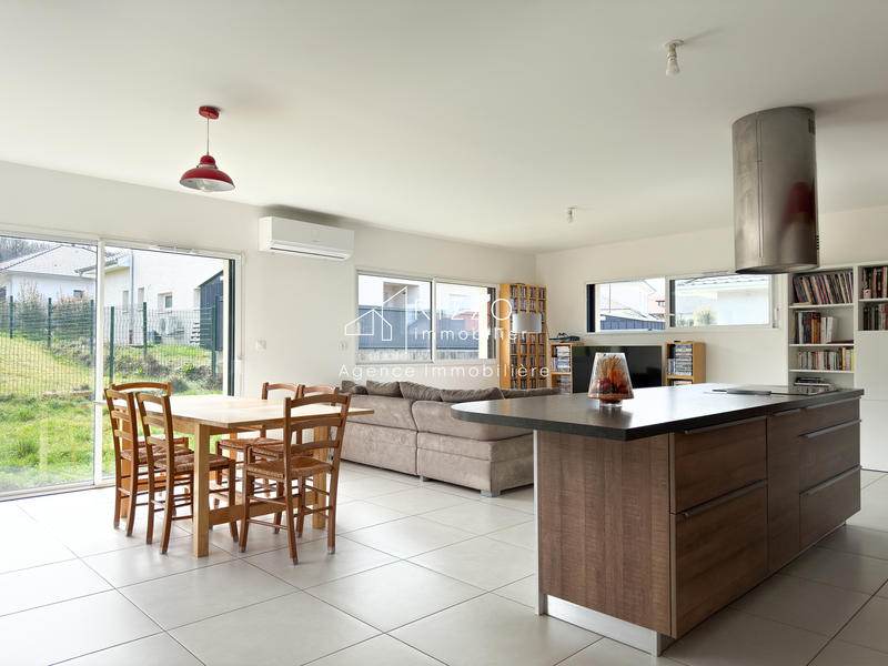 Maison - 129 m² - 6 pièces