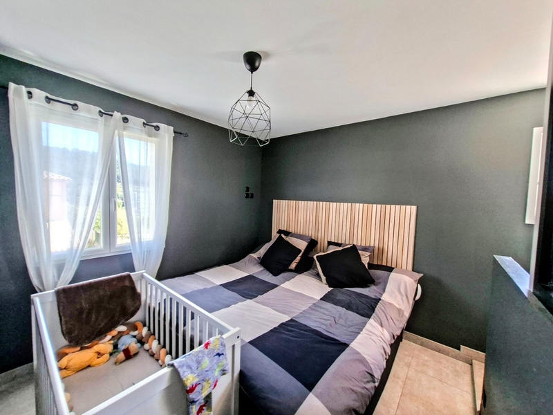 Maison - 101 m² - 4 pièces