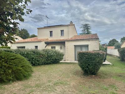 Maison - 139 m² - 6 pièces