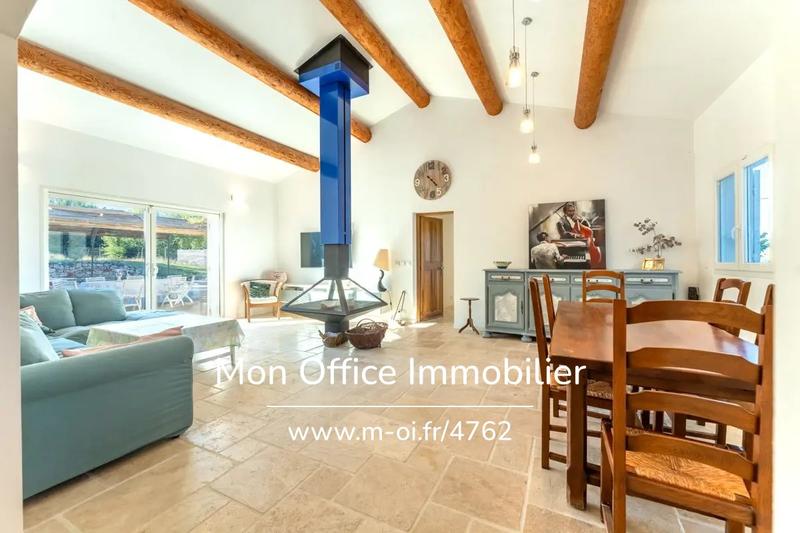 Villa - 200 m² - 7 pièces