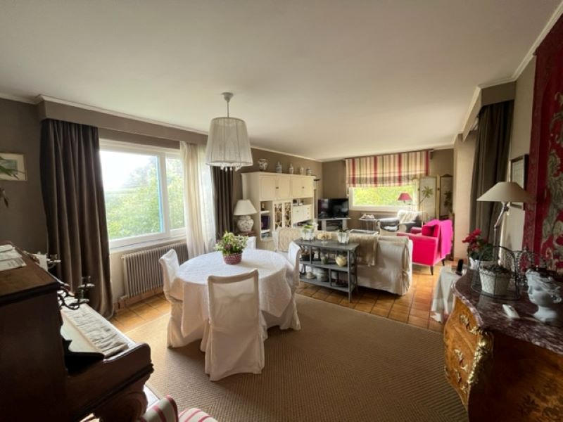 Maison - 170 m² - 7 pièces