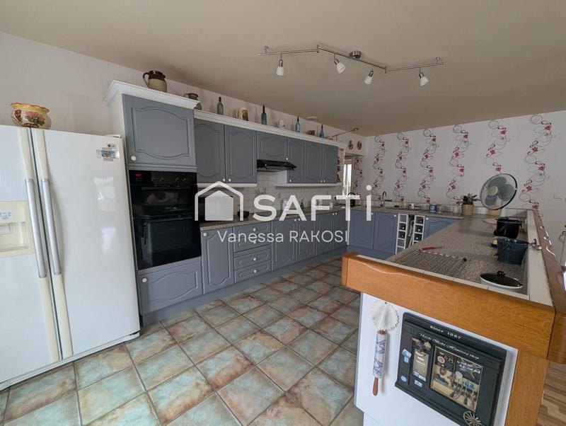 Maison - 140 m² - 4 pièces