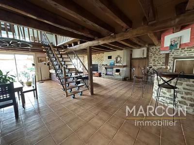 Maison de village - 237 m² - 9 pièces
