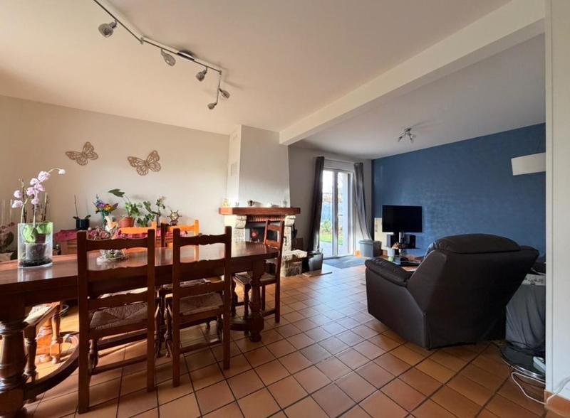 Maison - 97 m² - 5 pièces