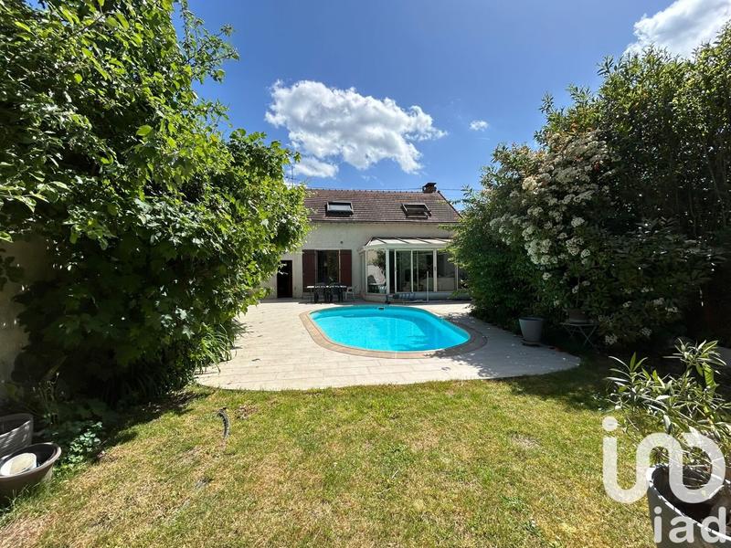 Maison - 121 m² - 7 pièces