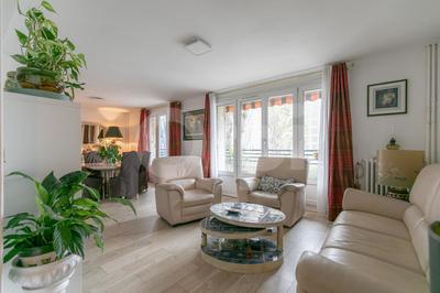 Appartement - 84 m² - 4 pièces