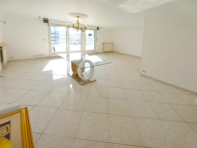 Appartement - 80 m² - 3 pièces