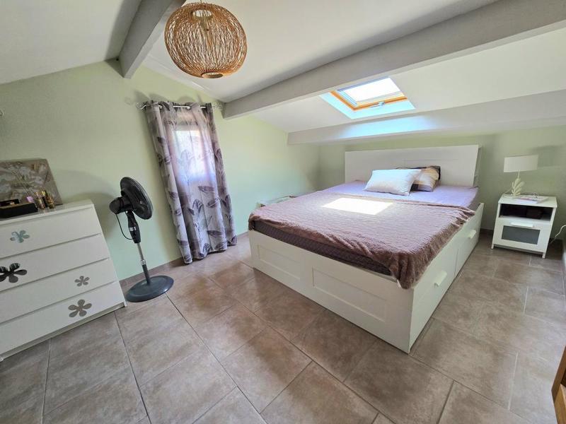 Propriété - 125 m² - 5 pièces