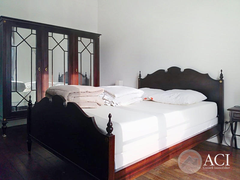 Appartement - 80 m² - 3 pièces