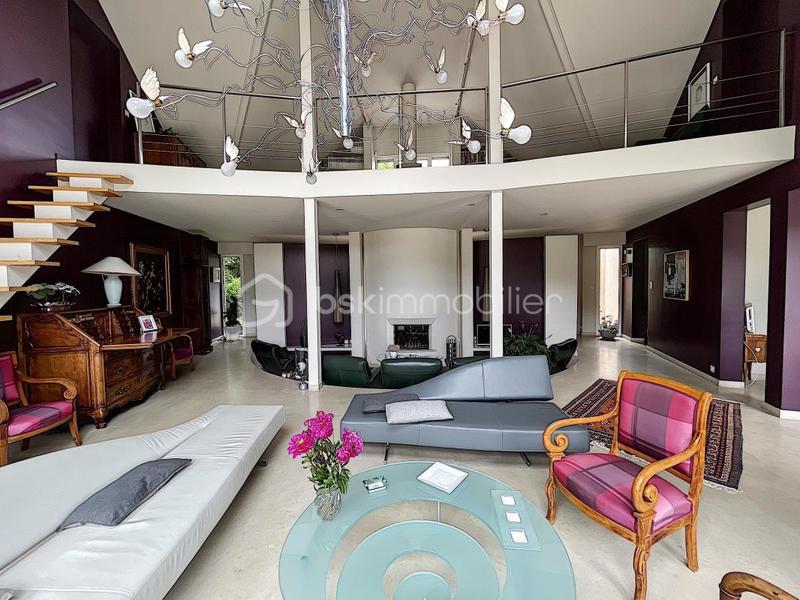 Maison d'architecte - 255 m² - 6 pièces