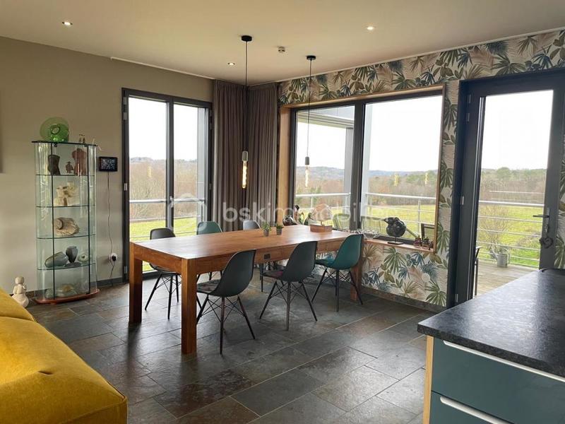 Maison - 135 m² - 4 pièces