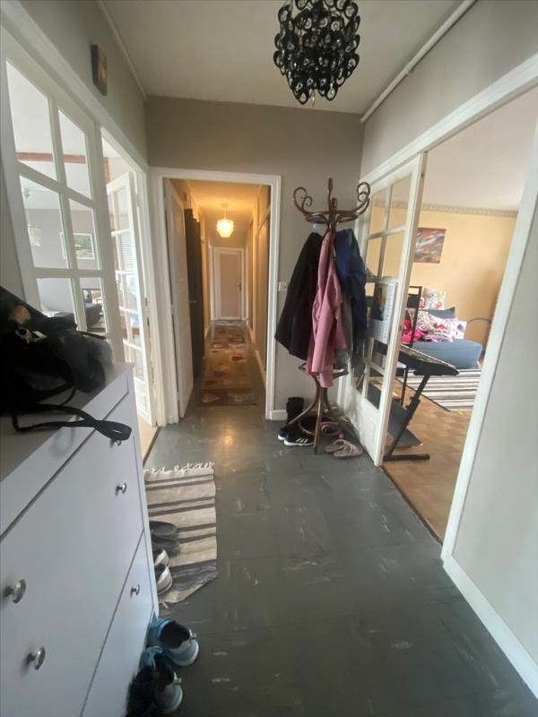 Appartement - 110 m² - 5 pièces