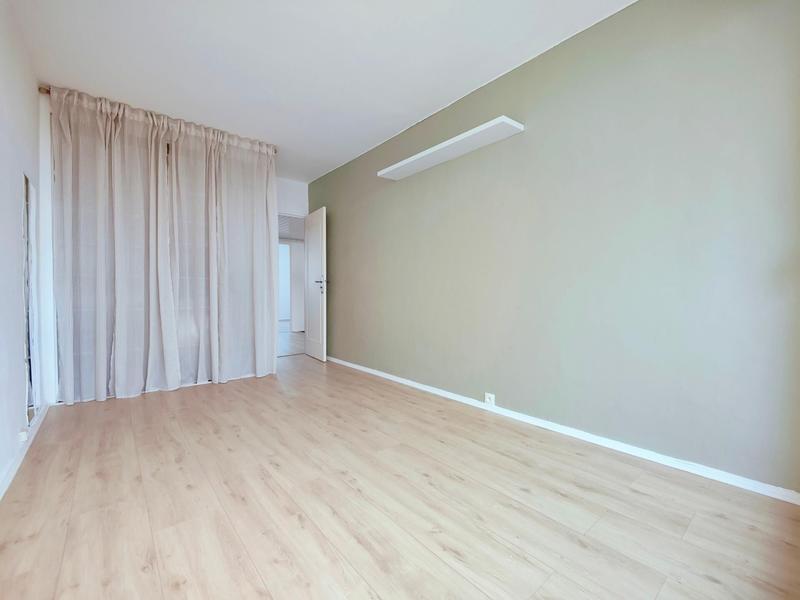 Appartement - 75 m² - 4 pièces