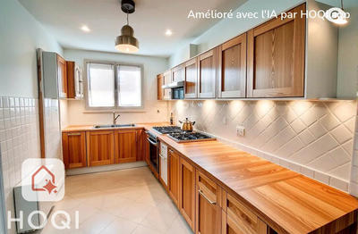 Maison - 94 m² - 6 pièces