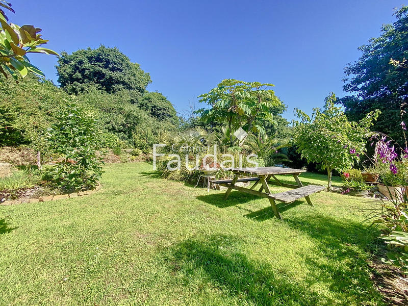 Maison - 151 m² - 6 pièces